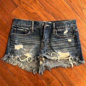 Gilly Hicks denim jean shorts distressed white lace peekaboo pocket size 0 25